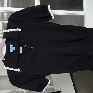 CeCe size Small black top